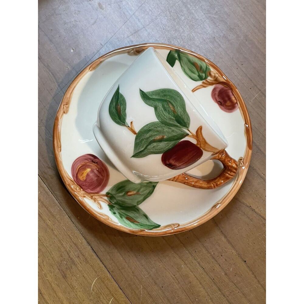 (1)‎ Franciscan Apple Coffee/Teacup & Saucer Vintage Cup Hand Painted